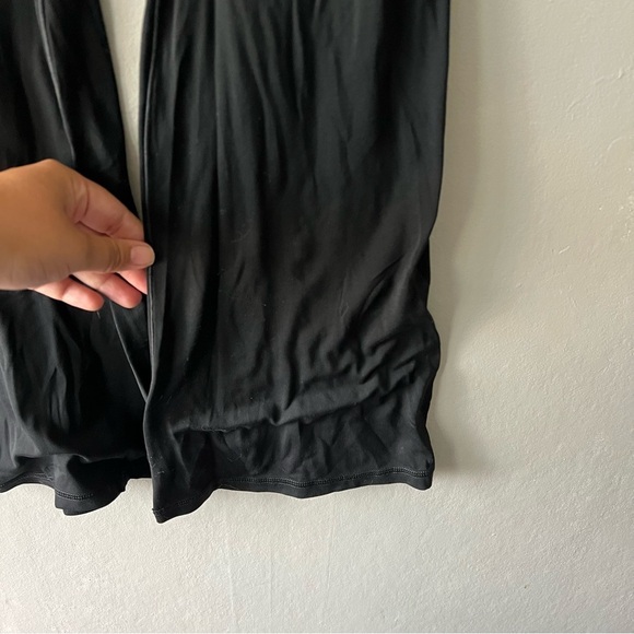 Aerie Offline Black Crossover Flare Leggings Size Small - Picture 3 of 5